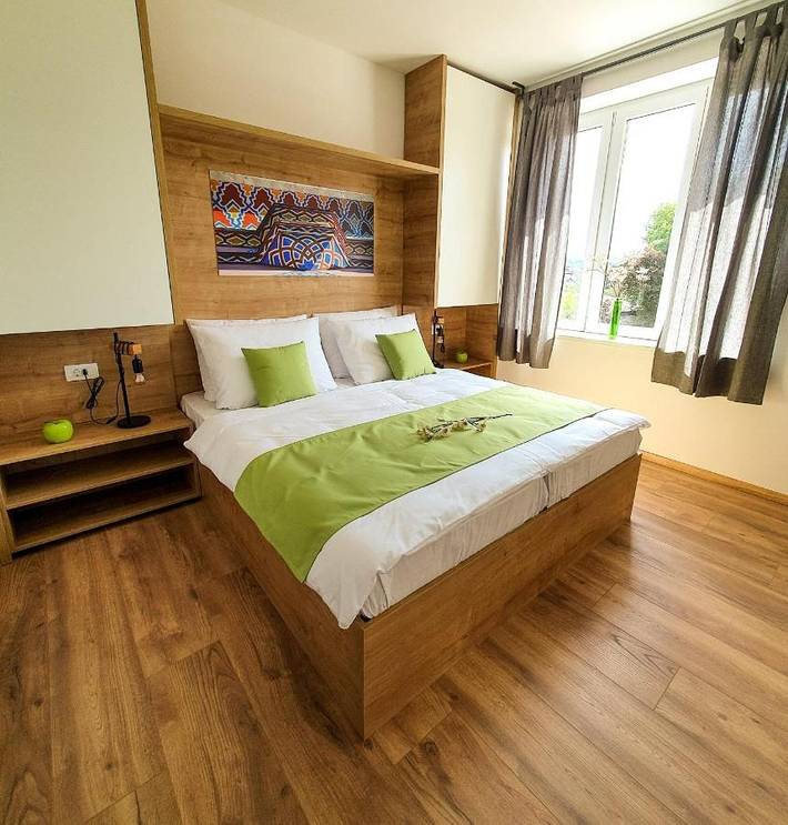 Auberge pour 2 personnes, avec terrasse et vue