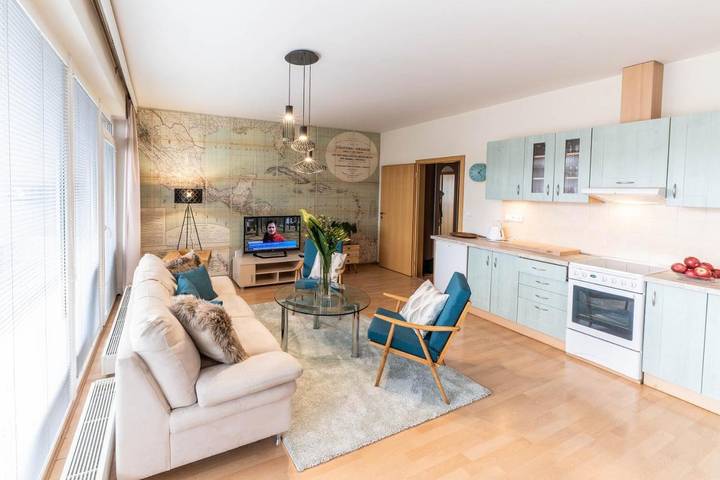 Ferienwohnung für 5 Personen, mit Terrasse und Ausblick in Liberec - 3