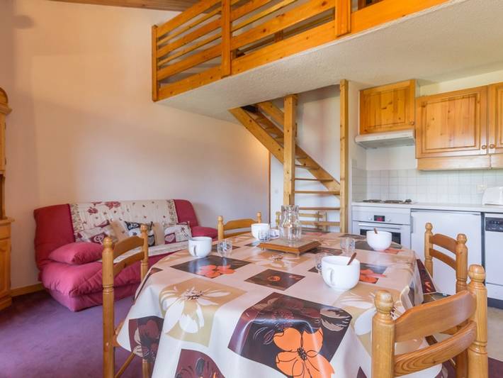 Appartement entier, Duplex spacieux · Proche télécabine · 3 pièces, 2 chambres in Bellentre, La Plagne-Tarentaise