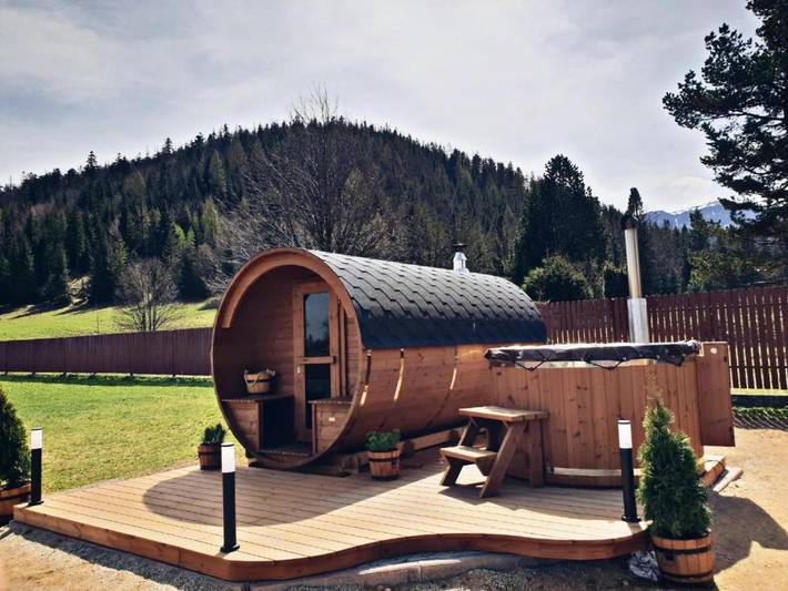 Casa rural para 7 personas, con jacuzzi además de sauna y jardín - 1