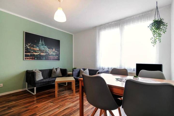 Lägenhet för 4 Personer, med balkong - 1