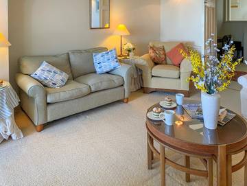 Cottage for 13 People in Mullion, Cornwall, Photo 4