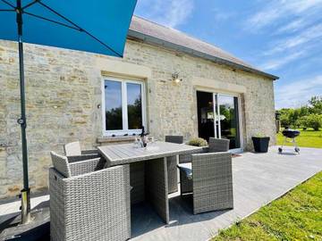Gîte pour 4 personnes, avec jardin à Turqueville