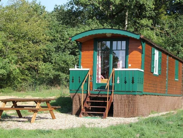 Gîte pour 4 personnes, avec Jardin à Saint-Aignan-le-Jaillard