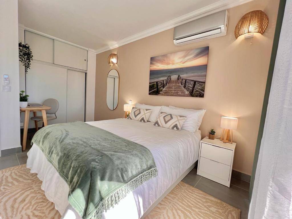 Apartamento inteiro, Oásis de verão- 2 bedrooms flat with swimming pool in Sagres, Parque Natural do Sudoeste Alentejano e Costa Vicentina