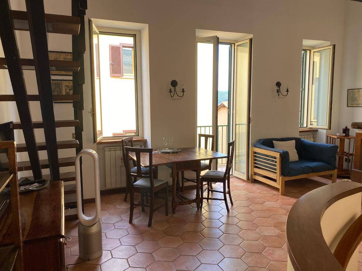 Appartamento intero, La luce del borgo in Castel Gandolfo, Castelli Romani