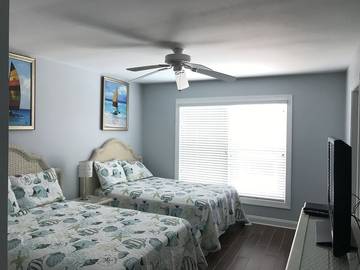 Vacation Home for 20 Guests in Ocean Isle Beach, North Carolina, Picture 2