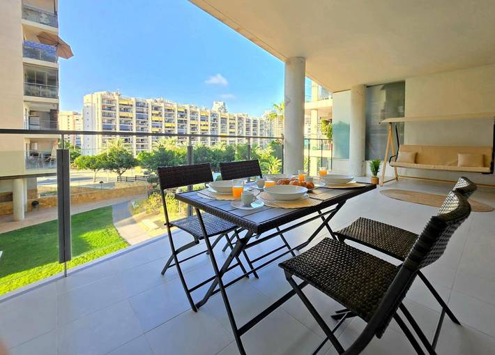 Apartamento de vacaciones para 4 personas, con piscina y jardín - 1