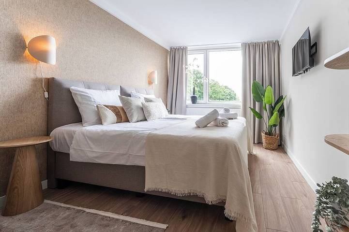 Ganze Wohnung, Genießen Sie die perfekte Balance zwischen Komfort und Ruhe – in der Nähe der Universität Tilburg, aber in einem ruhigen, grünen Viertel gelegen. Dieses Privatzimmer ist ideal für Studierende, Besucher und Kurzaufenthalte. in Tilburg, Nordbrabant