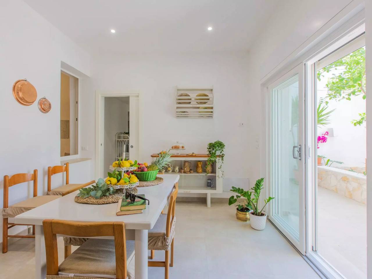 Apartamento entero, 5 estancias 6 personas in San Vito dei Normanni, Salento