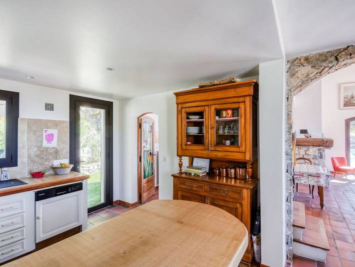 Location de vacances pour 6 personnes, avec jardin à Solliès-Ville - 4