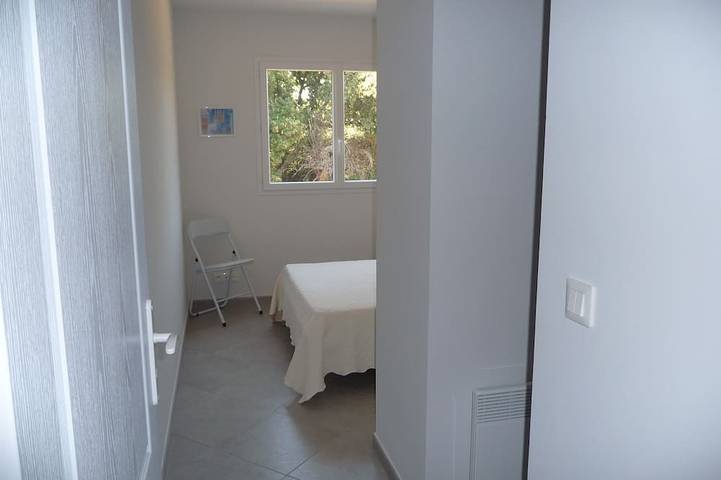 Schöne Villa in der Nähe von Calvi auf privatem Land mit eigenem Pool in Moncale, Calvi und Umgebung