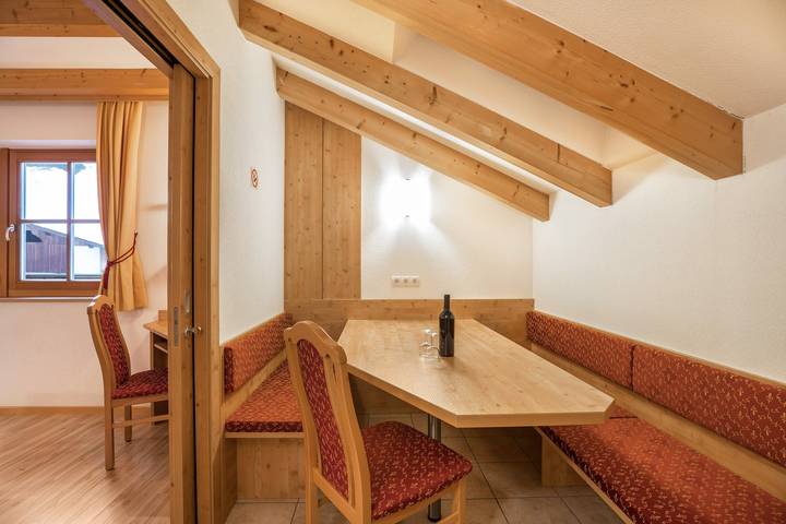 Gîte pour 10 personnes, avec balcon dans San Giacomo - 3