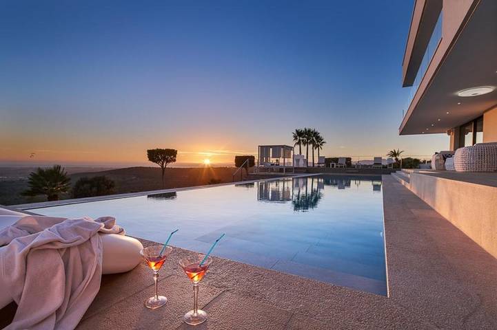 Villa für 10 Personen, mit Balkon und Terrasse sowie Garten und Pool in Palma - 3