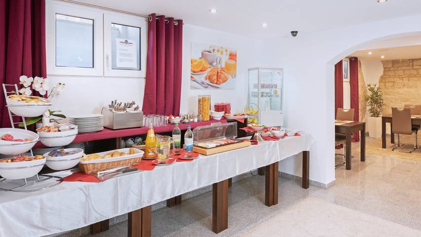Aparthotel Stadtvilla Premium - Einbettstudio/Einzelzimmer mit modernem Interior in Schweinfurt, Fränkisches Weinland