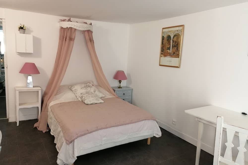 Appartement entier, Two zen and spacious rooms in the heart of the city of Paimpol in Paimpol, Côte de Goëlo