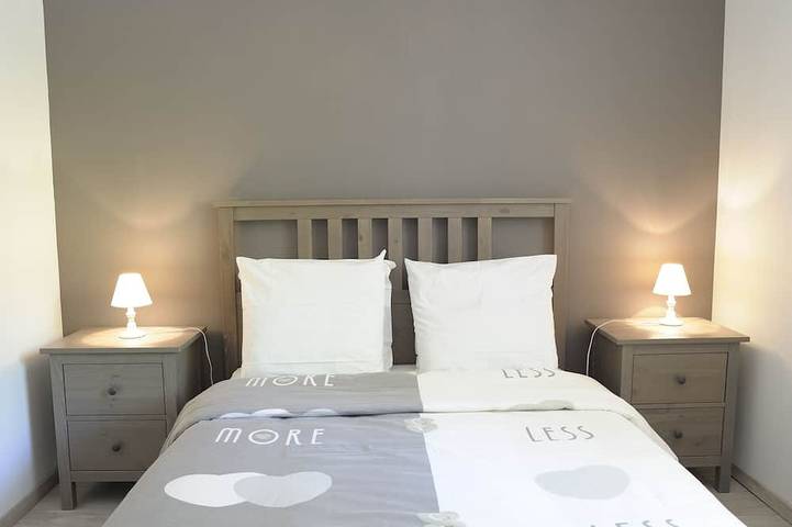 Location de vacances pour 6 personnes, avec jardin et terrasse à Thédirac - 2