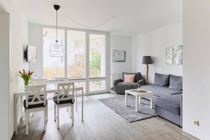 Ferienwohnung für 5 Personen, mit Terrasse und Garten in Travemünde