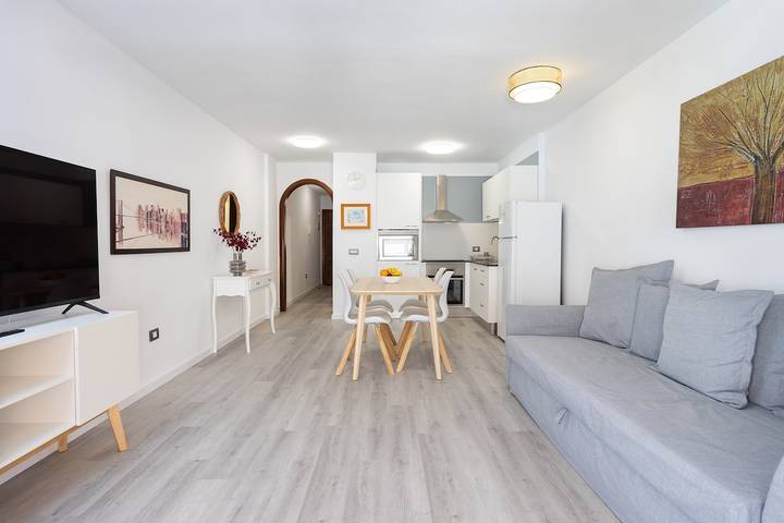 Appartement entier, Home2Book Comfy Apt Terrace Los Cristianos Beach in Los Cristianos, Arona