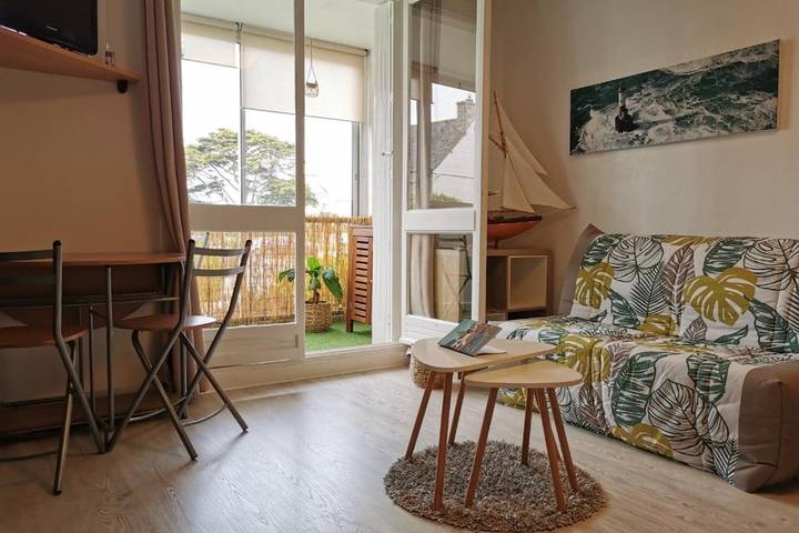 Gîte pour 2 personnes, avec Terrasse dans Institut Marin Rockroum