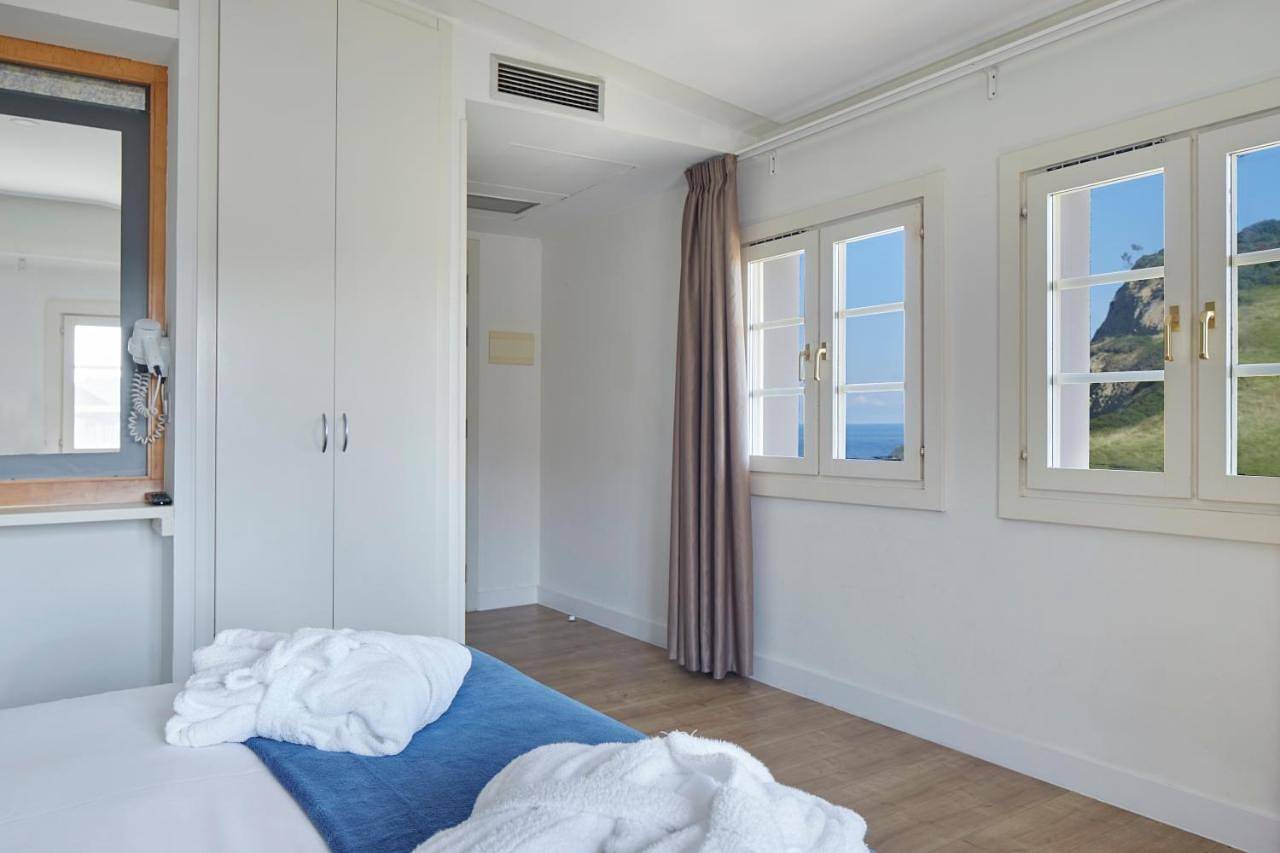 Hotel & Talasoterapia Zelai in Itzurun hondartza (Zumaia), Zumaia