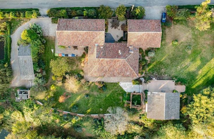 Location de vacances pour 2 personnes, avec vue et jardin à Buzet-sur-Tarn - 2