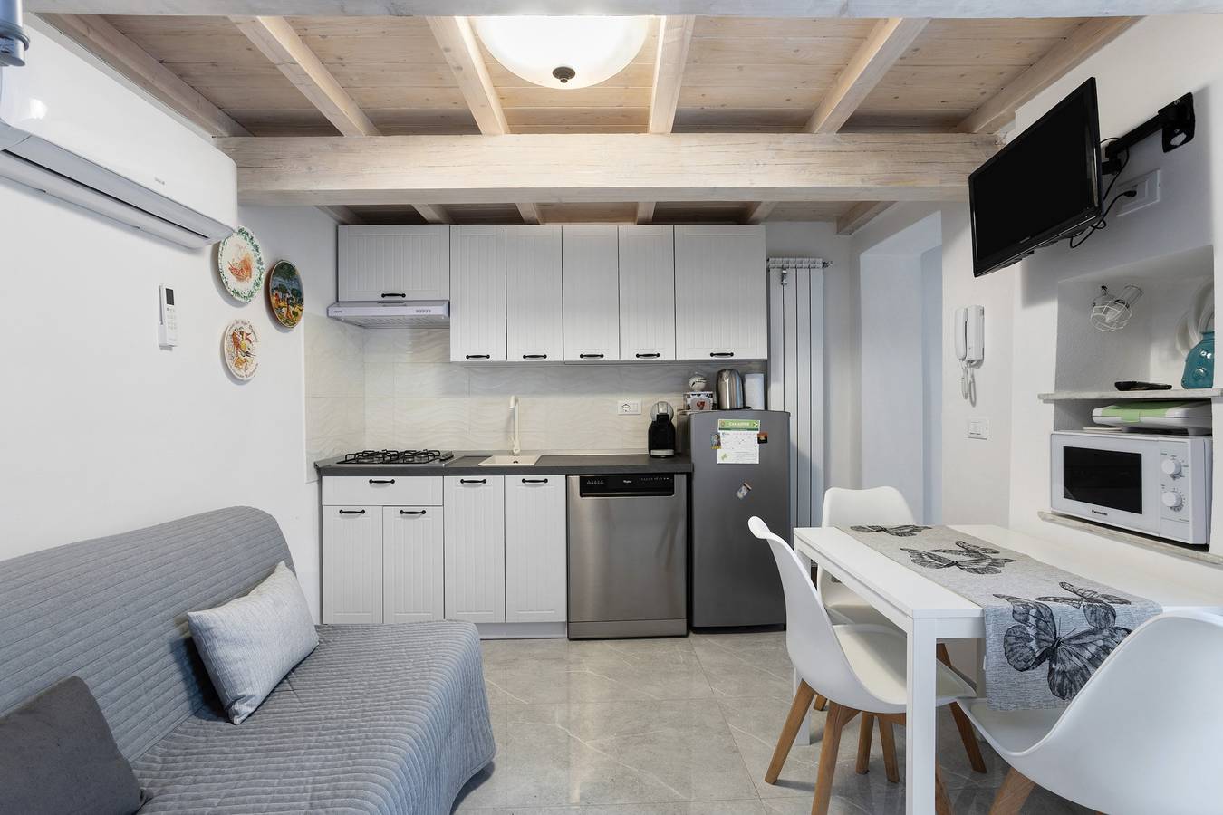 Casa de vacaciones 'Mary Vicino A Camaiore' con balcón, Wi-Fi y aire acondicionado in Camaiore, Costa de la Maremma