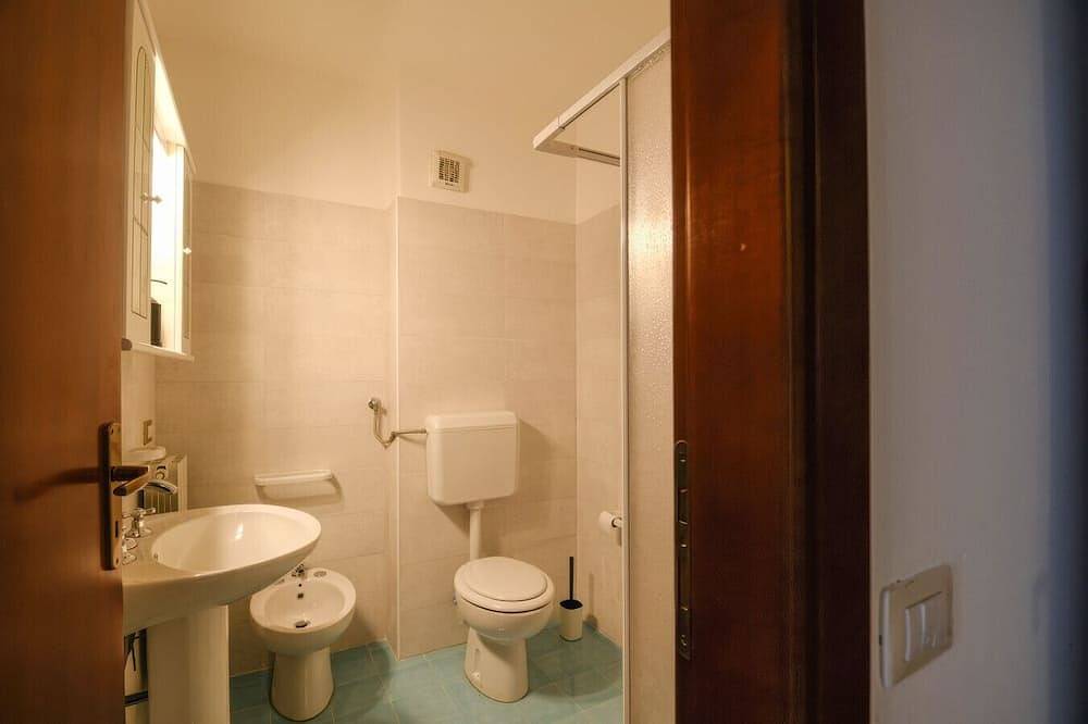 Ganze Wohnung, Sea View - Hermitage Chalet in Sarnano, Nationalpark Monti Sibillini