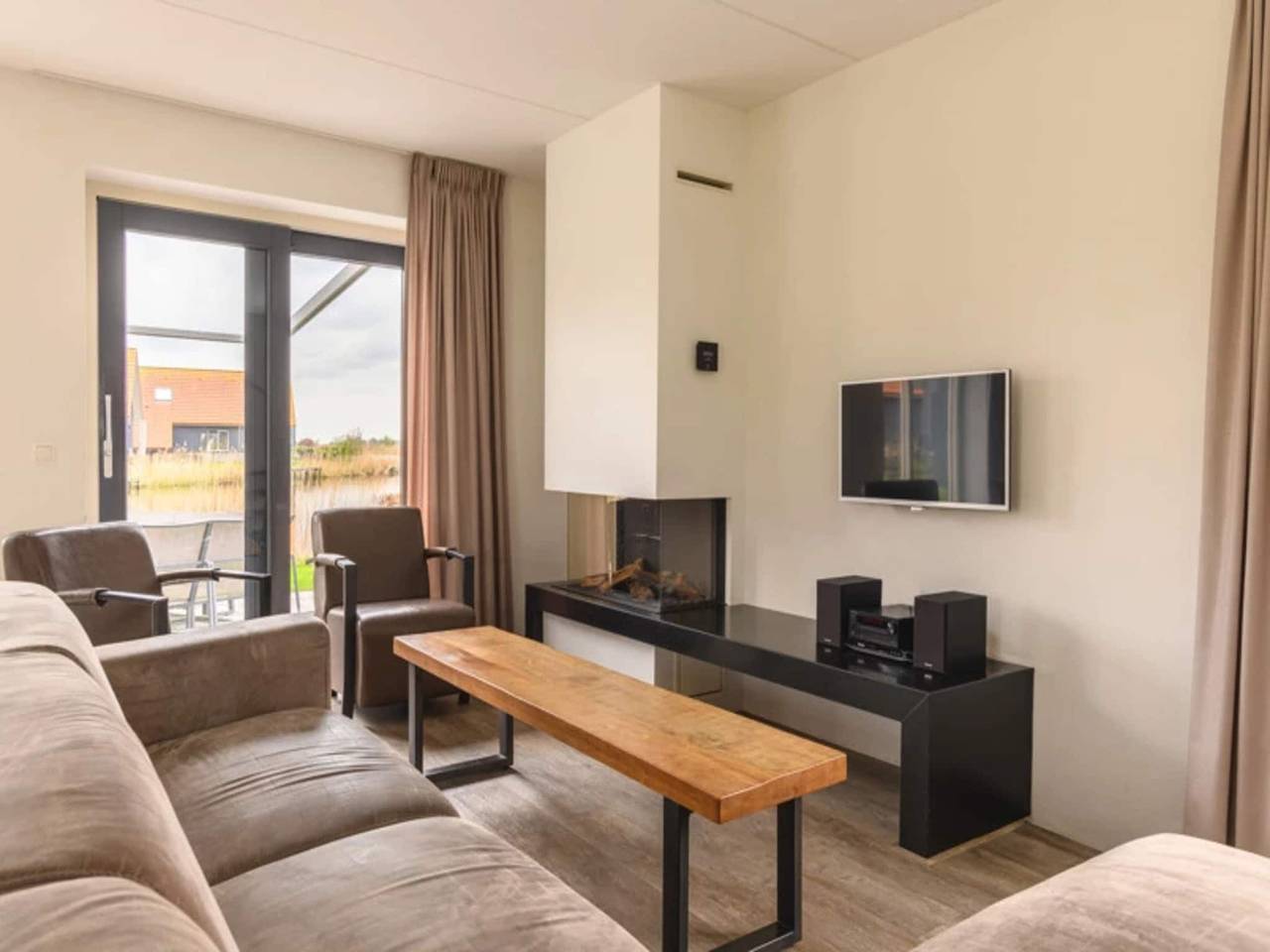 Ferienhaus in Langelille in der Nähe des Sees in Friesland