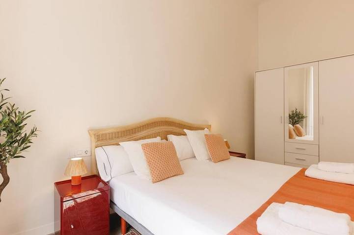 Ganze Wohnung, Bravissimo Ciutadans, komfortabel und 4 Zimmer in Girona, Gironès