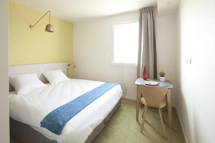 Location de vacances pour 7 personnes, avec vue, animaux acceptés à Buc - 2