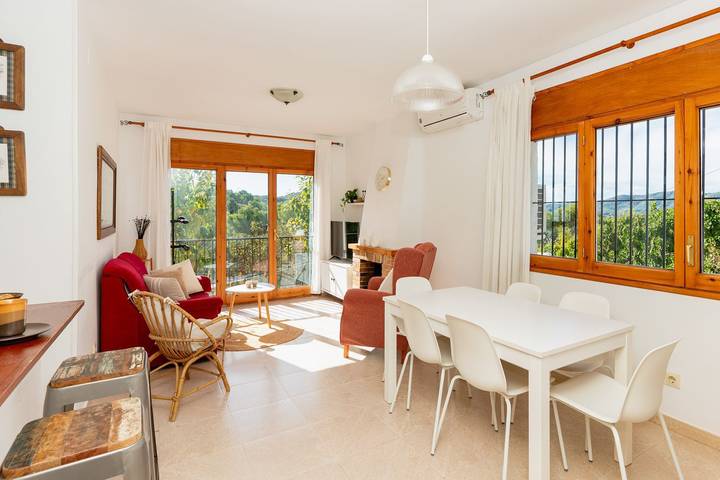 Casa rural para 6 personas, con Terraza y Jardín en Olivella - 2