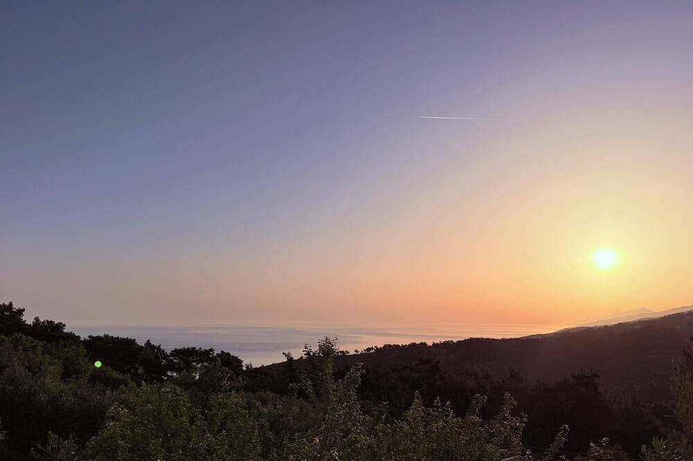 Bantaló Seaview Family Home. Pet friendly in Ikaria