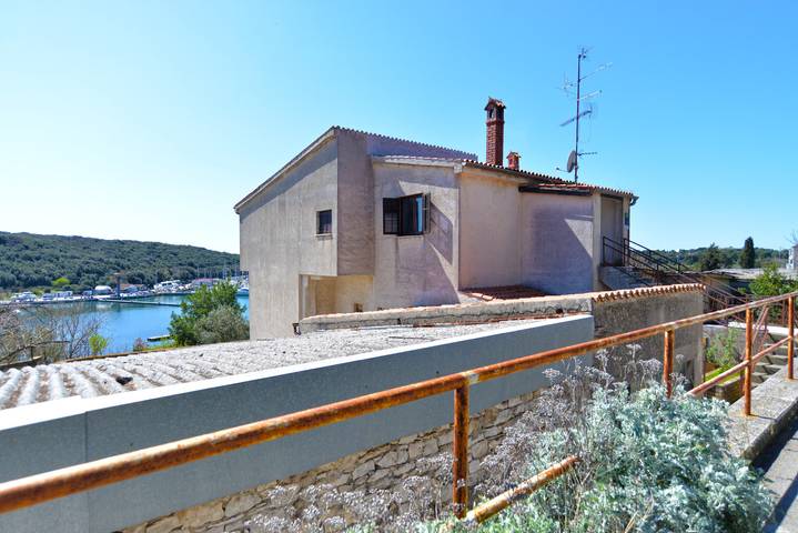 Ferienwohnung für 4 Personen, mit Terrasse in Pula - 2