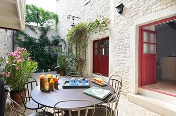 Gîte pour 8 personnes, avec balcon à Santenay