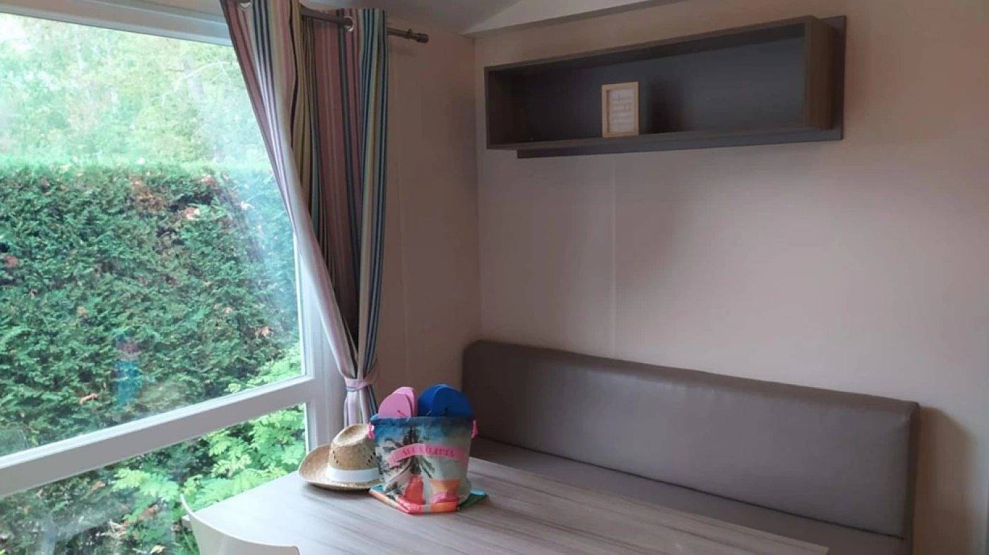 Zecamping 3* familial parc aquatique mobil-home Tv clim 24m2 in Saint-Maime, Parc naturel régional du Luberon