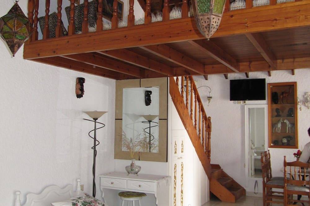 Geheel appartement, Castellino - Traditioneel loft-appartement - (10 personen) in Faliraki, Rhodos