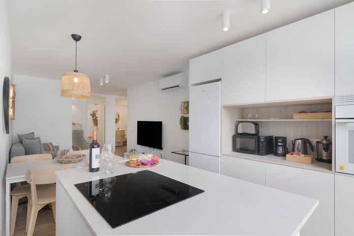 Entire apartment, Vacations at 'Chez Oti' with Shared Pool, Wi-Fi, and Air Conditioning in Puerto Rico (Gran Canaria), Mogán