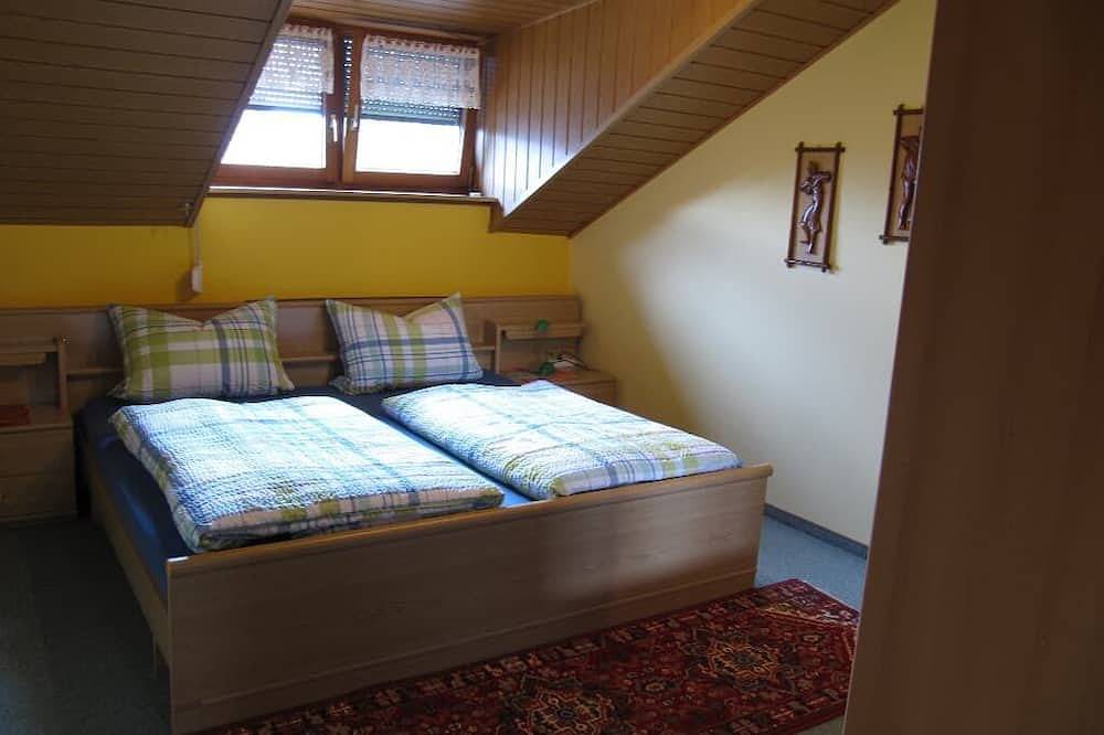 Ganze Wohnung, Feriendomizil 75qm mit 2 sep. Schlafzimmern in Furth im Wald, Ostbayern