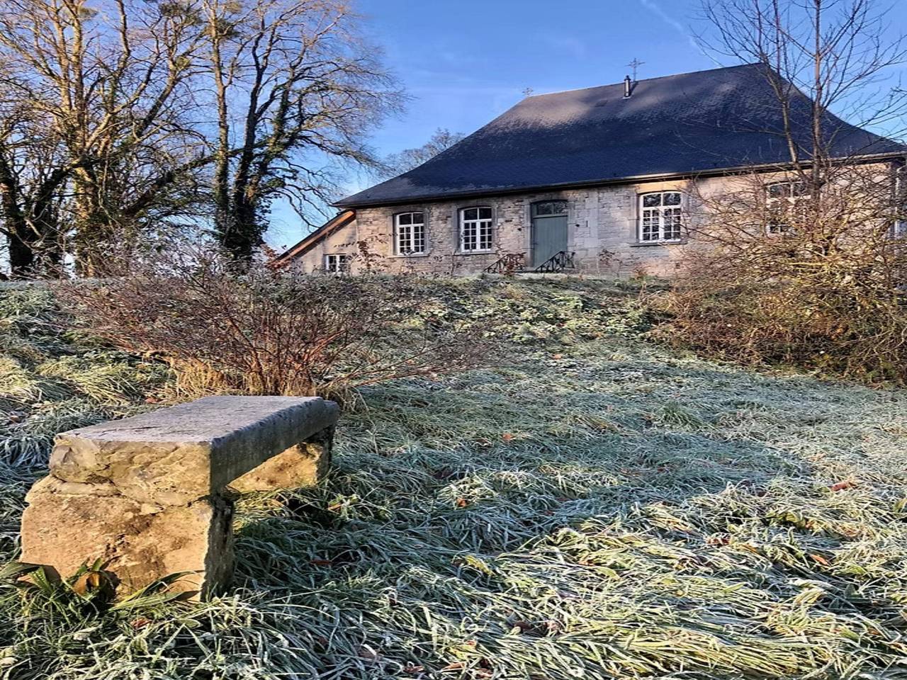 Ferienhaus mit 3 Schlafzimmern und Panoramablick in Gesves, Region Namur