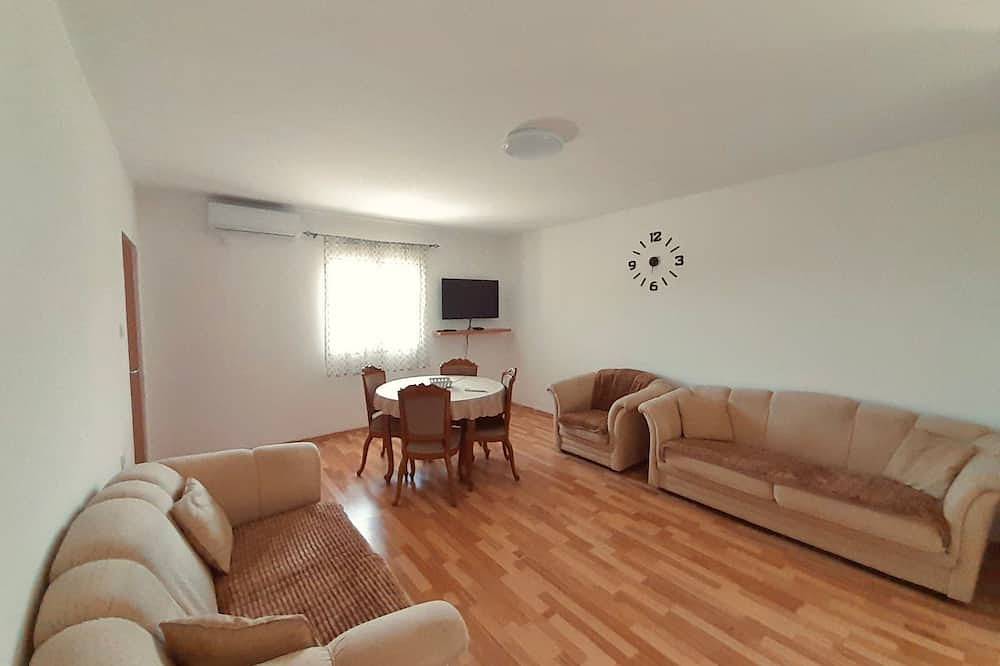 Villa for 5 People in Montenegro