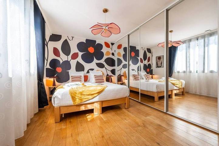 Ganze Wohnung, Großzügiges Apartment—5 Schlafzimmer—Für 10 Gäste—20 Minuten von Paris—2 Parkplätze in Argenteuil, Val-d'Oise