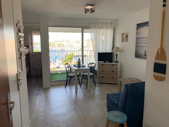 Location de vacances pour 2 personnes, avec vue et balcon à Gruissan