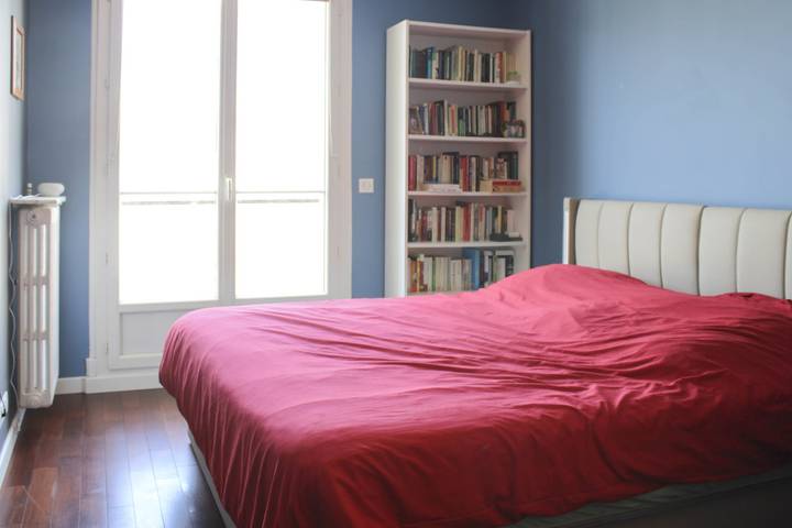 Gîte pour 6 personnes, avec balcon, adapté aux familles à Clichy - 3