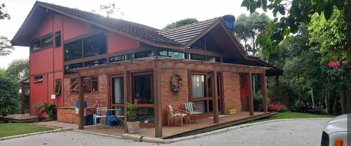 Casas e apartamentos de temporada para 2 pessoas, com vista e balcão em Rancho Queimado