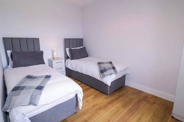 Log Cabin for 4 People in County Fermanagh, Photo 3