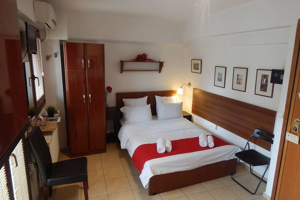 Kripis Studio Thessaloniki No2 - Ano Poli in Agios Pavlos, Thessaloniki en omgeving