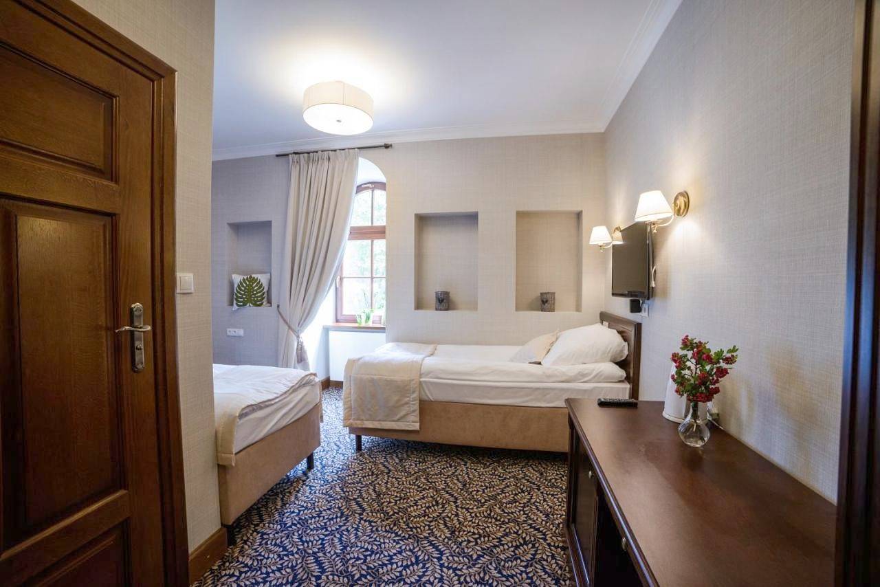 Single Room with Bathroom in Nałęczów, Województwo lubelskie