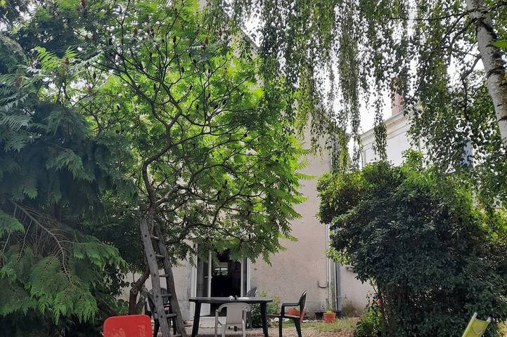 Gîte pour 6 personnes, avec jardin à Villentrois