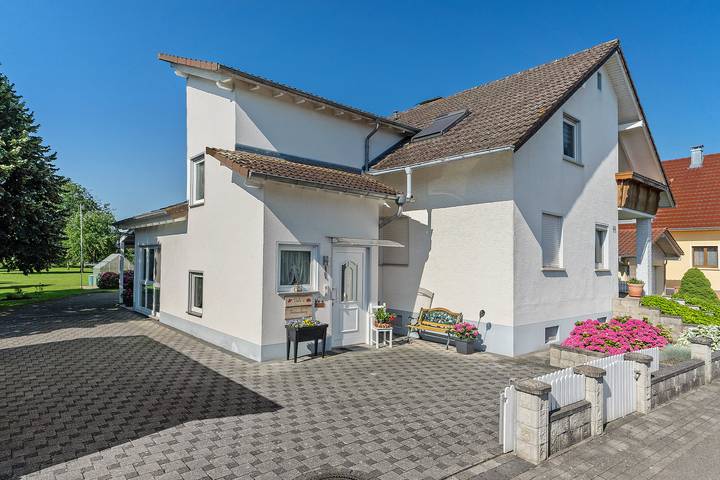 Appartement de vacances pour 4 personnes, avec jardin